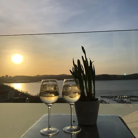 Flott Med Herlig Utsikt Apartman *