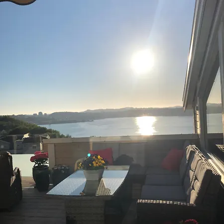 Apartman Flott Med Herlig Utsikt *